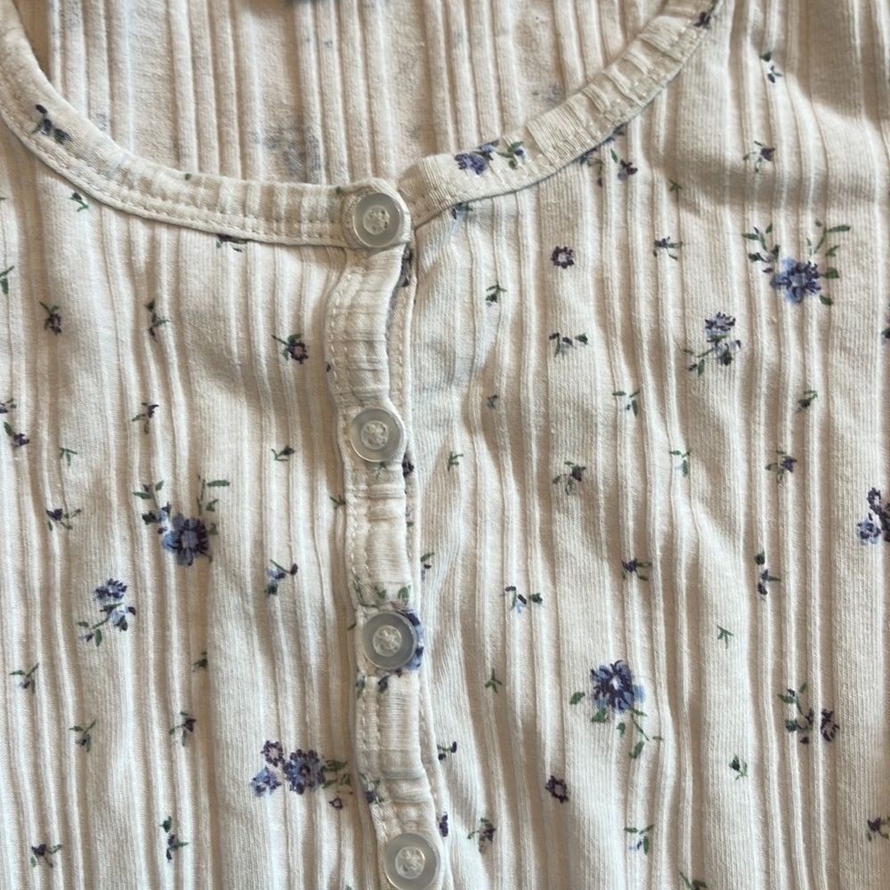 Girls top - Picture 3 of 3